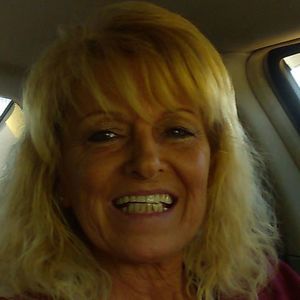 Meet your Posher, Debbie